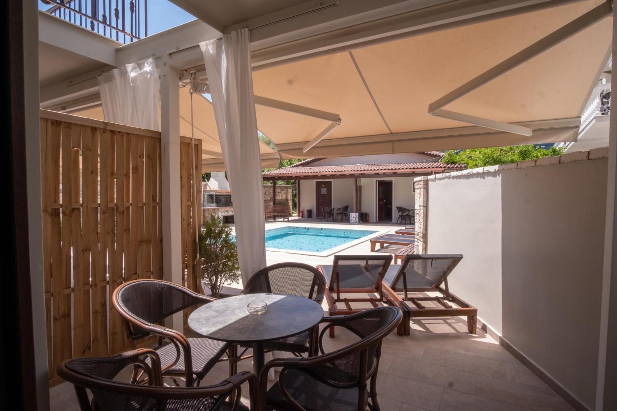 Sekreto - "S" Maisonettes & Studios Adults Only Парга Екстериор снимка