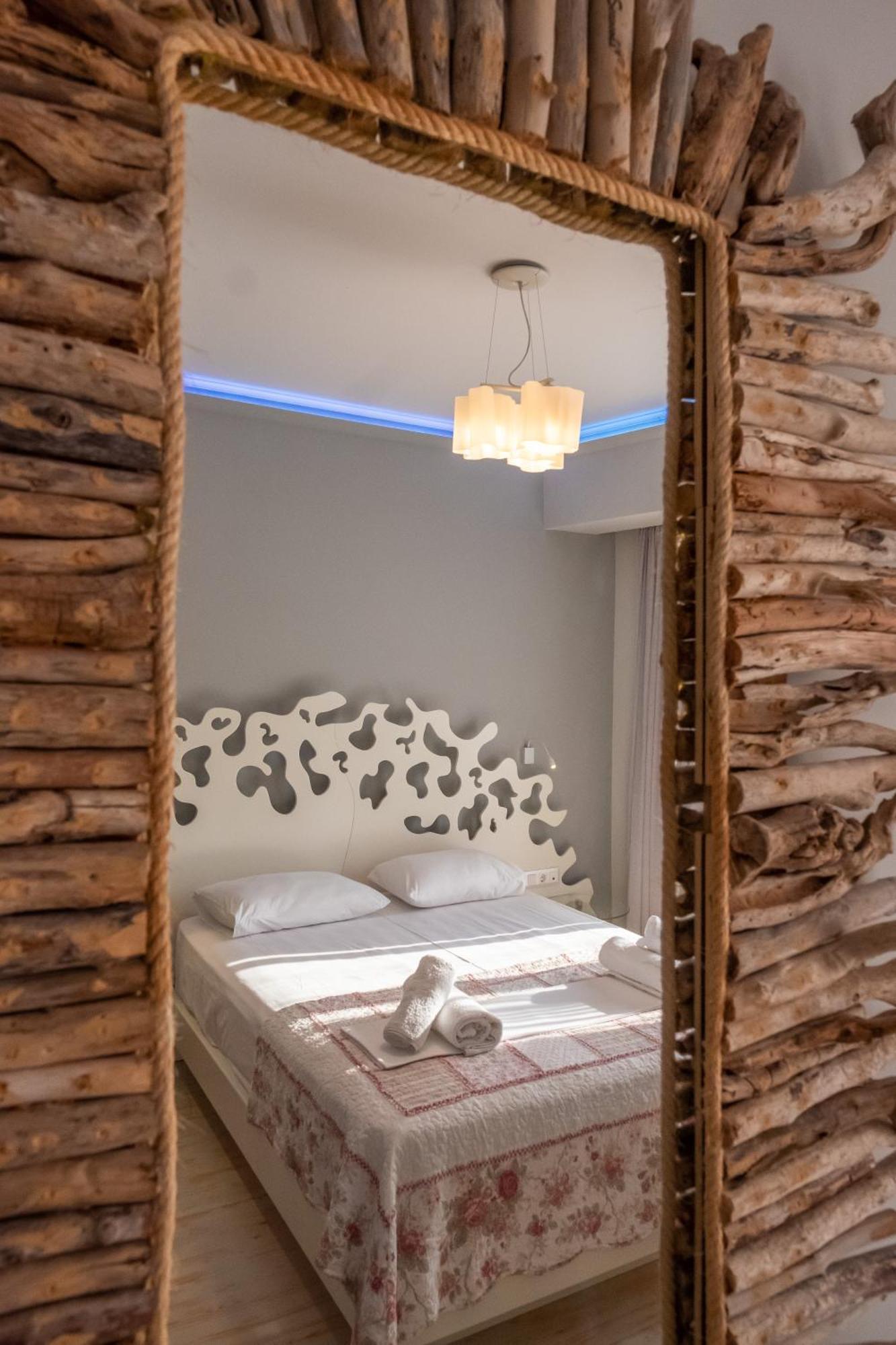 Sekreto - "S" Maisonettes & Studios Adults Only Парга Екстериор снимка