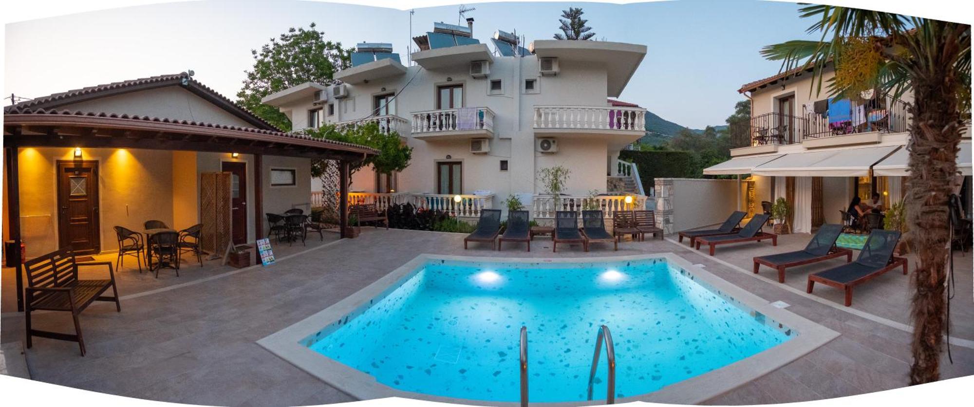 Sekreto - "S" Maisonettes & Studios Adults Only Парга Екстериор снимка