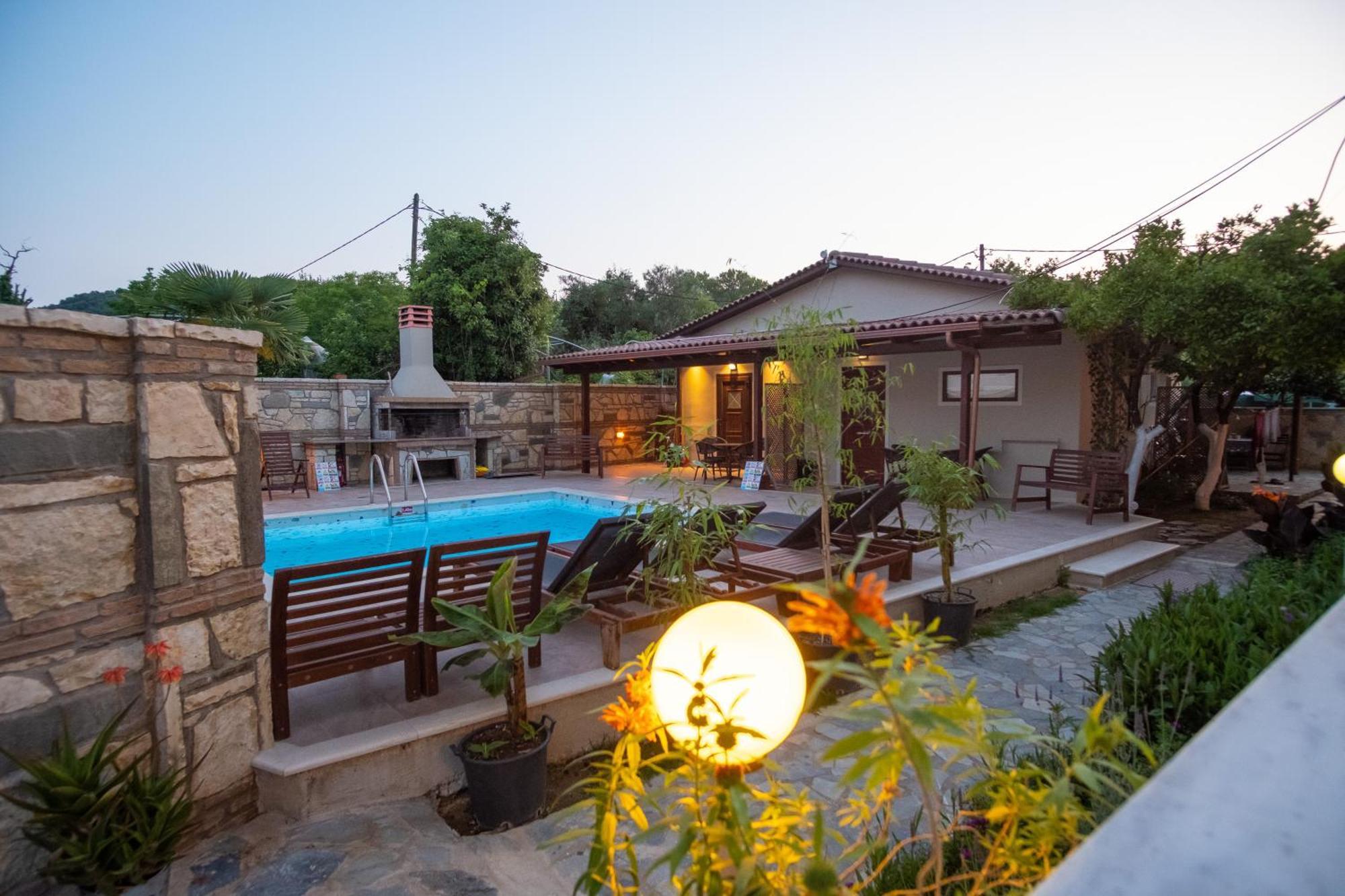 Sekreto - "S" Maisonettes & Studios Adults Only Парга Екстериор снимка