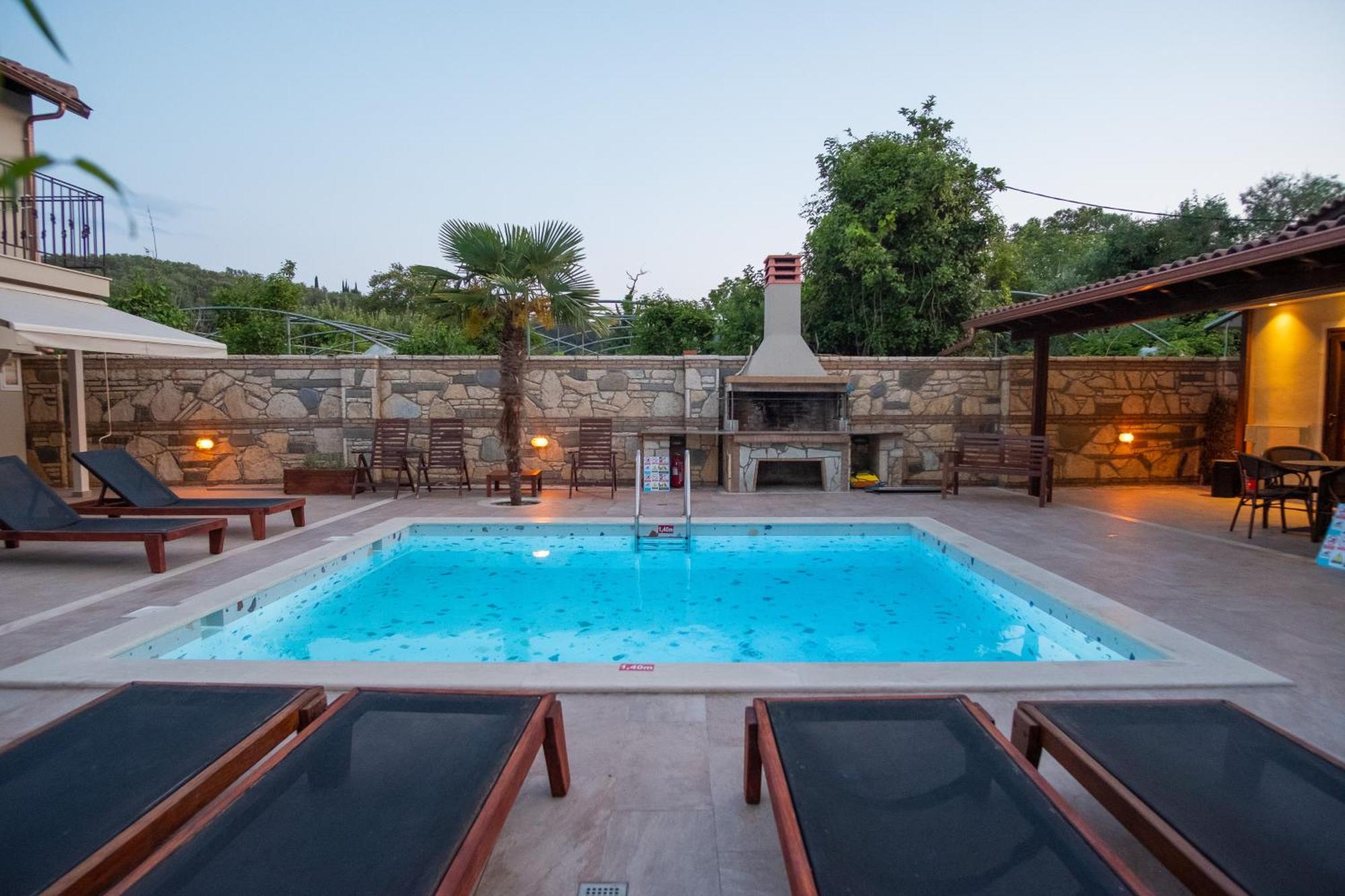 Sekreto - "S" Maisonettes & Studios Adults Only Парга Екстериор снимка